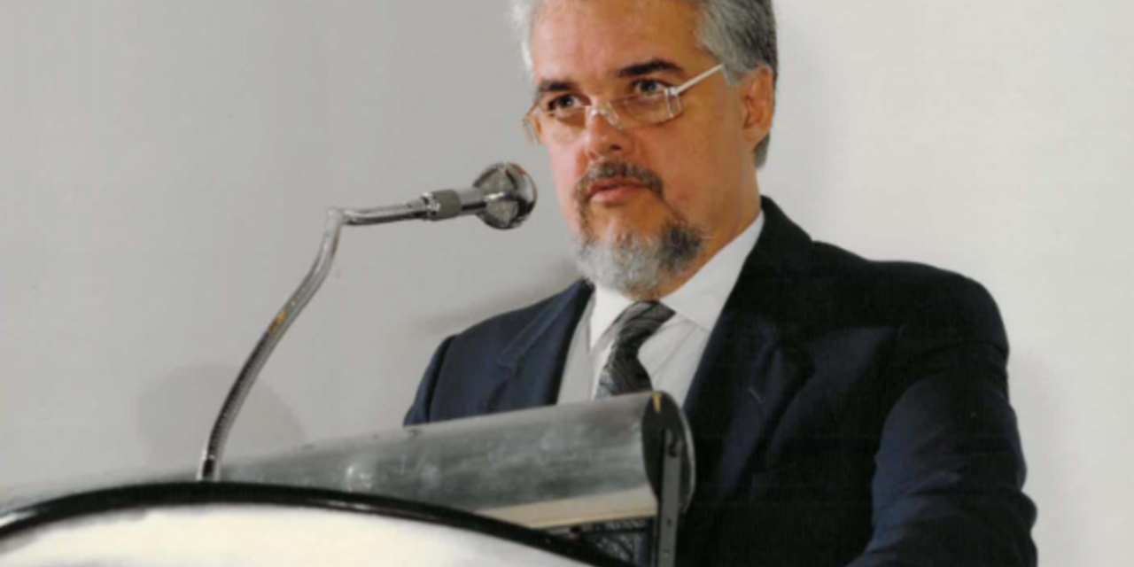 Ramón Piñango y sus 45 años de docencia