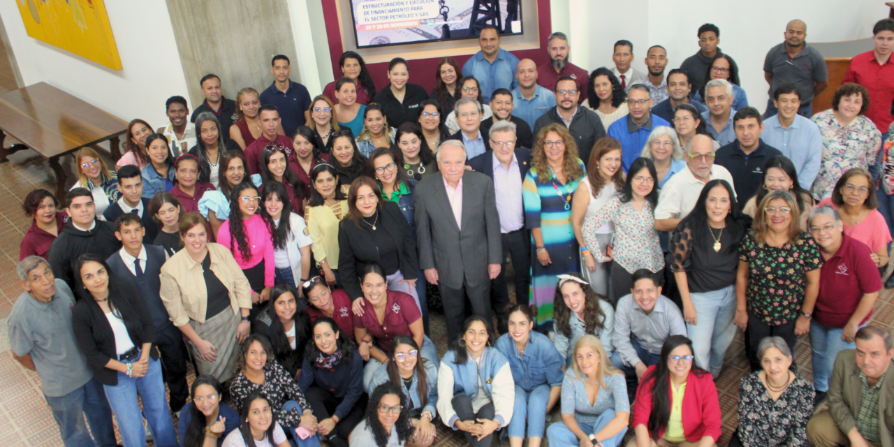IESA celebra su 59 aniversario formando líderes responsables
